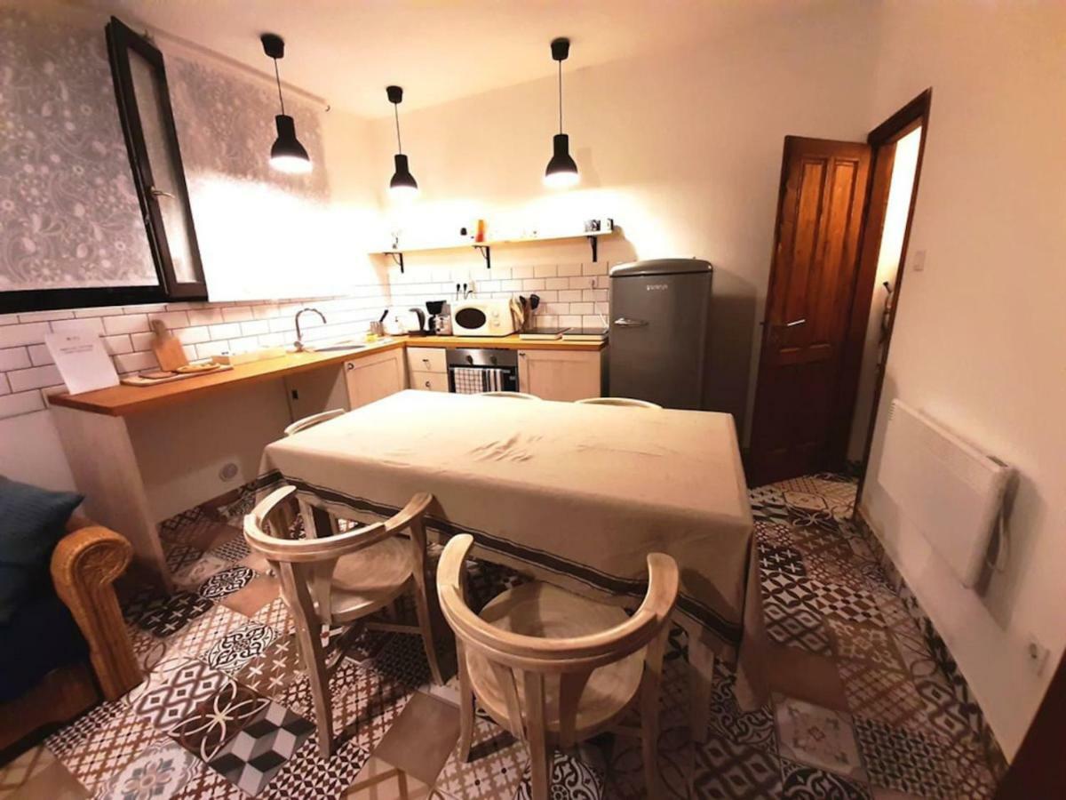 2 Bedroom Apartment Near Heroes Square Budapeste Exterior foto