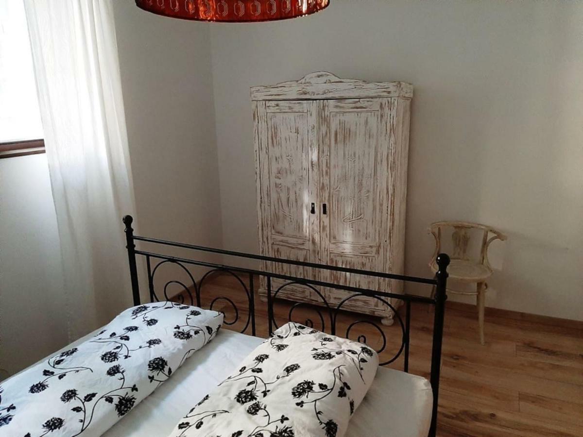 2 Bedroom Apartment Near Heroes Square Budapeste Exterior foto